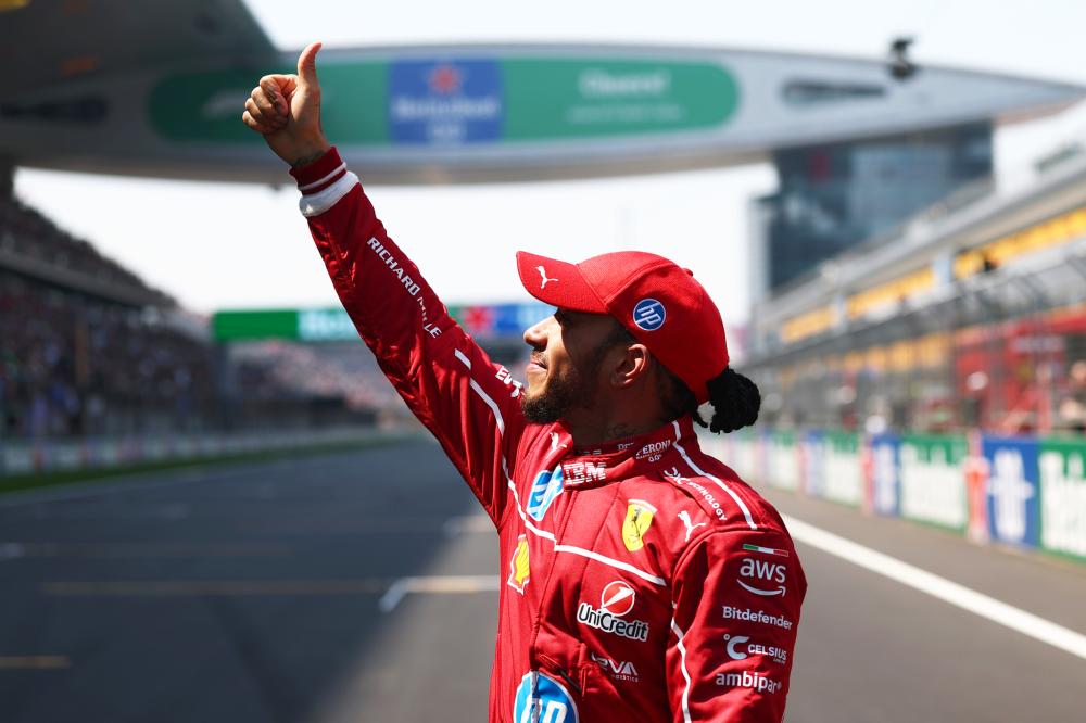 狗子28官网：合理利用规则！勇士被切球后丢球权 科尔迅速挑战裁判补吹鹈鹕犯规.